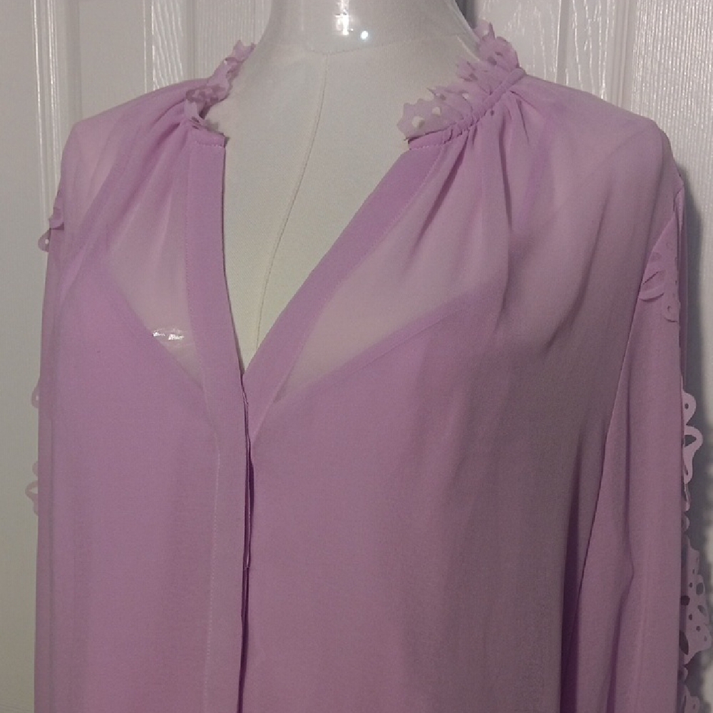 NWT! White House Black Market Lavender Romantic Lace Trim Blouse - Picture 3 of 15